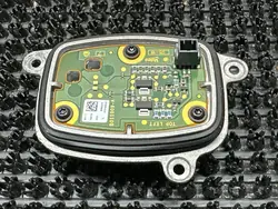 Contrôleur de phare LED Côté gauche Renault Koleos II B011009A