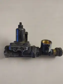 Válvula divisor de fluxo Wabco OEM 81521106092 Usada