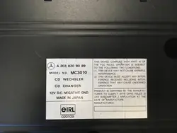 Mercedes-Benz OE A2038209089 - Pieza original usada