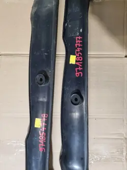 Porsche Panamera Stänkskärm OEM 971854777 971854778