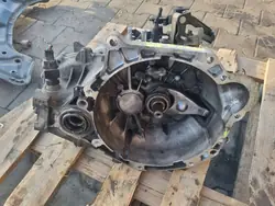 KIA SOUL II 13-19 1.6 GDI Manuaalivaihteisto M6CF1