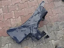 OEM 57627-02020 Underkroppsskydd Höger Bak Auris I