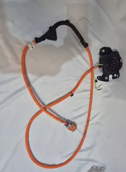 Oplaadcontact BMW X1 U11 IX1 met hoogspanningskabel