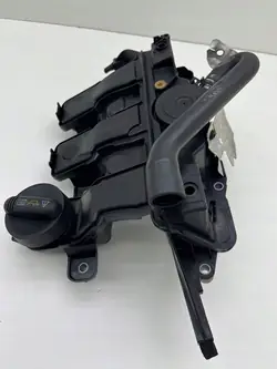 MERCEDES W205 Coletor de Admissão 118302761R