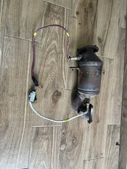 Catalyseur Suzuki OE d'origine 52R-C11 Occasion