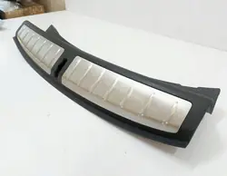 BMW X2 F39 bakre bältesskydd OEM 7428115