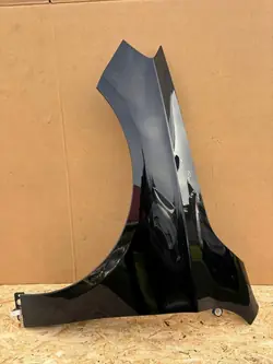 MERCEDES A-KLASS W176 VÄNSTER FRAMSKÄRM 12-18 A1768810101