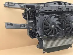 Radiateur avant Mercedes Sprinter B907 W907 B910 3.0 V6 TDI