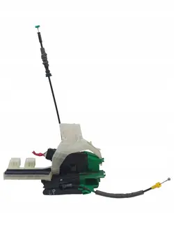 Vänster Framdörrslås Hyundai i30 III (2016- ) OEM 81310G3040