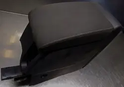 Käsinoja OEM 5M0713187 VW Golf 5 V Plus -malliin