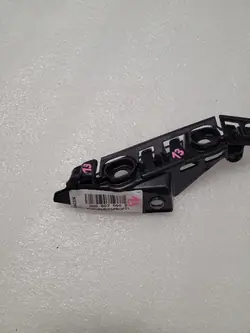 VW Passat B8 Frontstoßstangenhalterung Rechts 3G0807050B OEM