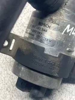 BMW OEM 1247197 Tyhjäkäyntiventtiili 3 Compactille