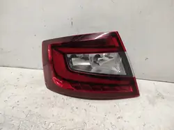 SKODA OCTAVIA 3 III LIFT 16- Lampe Arrière Gauche