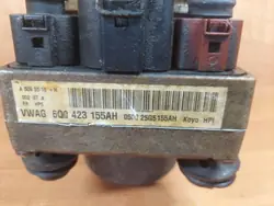 Pompe de direction OEM 6Q0423155AH - Occasion