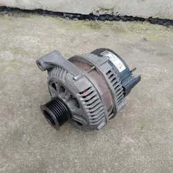 Vaihtovirtageneraattori BMW 150A E46 OE 7 788 223