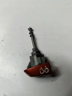 Suzuki SX4 06-14 Cilindro di chiusura anteriore destro OEM sx4