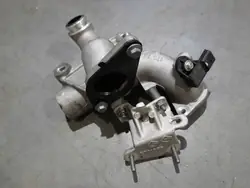 Nissan Juke 1.5DCI Tubería de Admisión Válvula EGR OEM