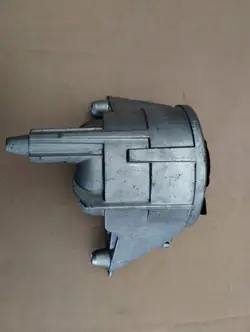 Mercedes-Benz Moottorin tuki OEM A2142401800 - Etu