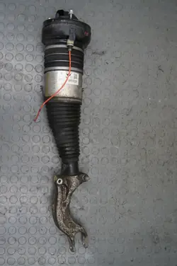 Audi Q7 4M 2020 Framsuspension Luftfjäder 4M4616039J