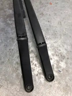 Braços limpa-vidros OEM 7C1955409 para VW Crafter II 7C