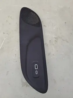 Porta USB OEM 068422663AB para Jeep Chrysler