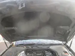 Isolamento Sonoro Clip Capô Mercedes W213 AMG