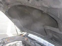 Aislamiento Sonoro Clip Capó Mercedes W213 AMG
