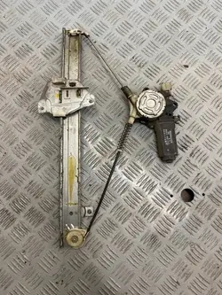 Régulateur de vitre arrière gauche MITSUBISHI PAJERO II MB517475