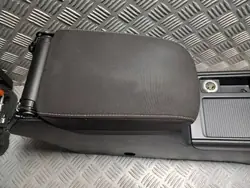 Keskikyynärnoja VW Golf VII Lift OEM 5G0864251D