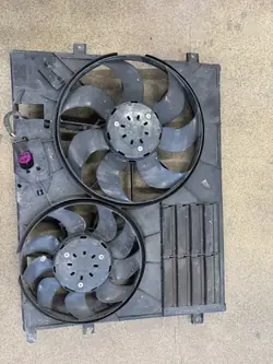 Kit refrigeración OEM 6R0121253A para Skoda Fabia III