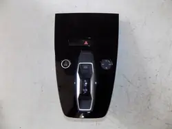 Moldura painel alavanca Audi Q4 e-tron OEM 89A864241