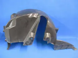 RENAULT CLIO IV Bakre Höger Hjulhus 767482248R