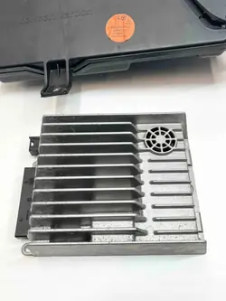 Mercedes-Benz Soundsystem OEM A2308203202 Gebraucht