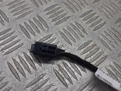 USB-pistorasia OEM 98060480 Peugeot 308 II 1.6 HDI:lle
