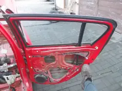Junta da Porta Traseira Direita OEM U3U2HGHG Hyundai i20 08-14