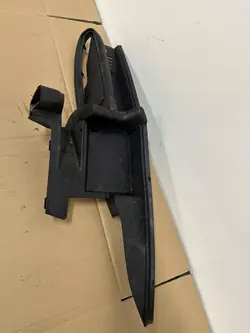 OEM 571819336 Couvercle d'écoulement pare-brise VW Tiguan III