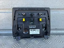 Pantalla Renault Clio V OEM 280346137R Usada