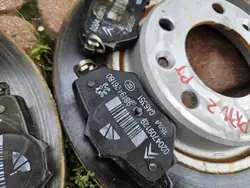 Disques + plaquettes arrière OEM A992 Citroen Proace City