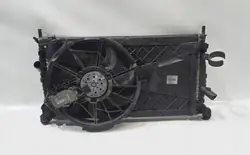 CHŁODNICA WODY WENTYLATOR VOLVO C30 1.6 D 06-12r