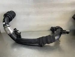Intercooler-putki OEM 144605770R Renault Traficille