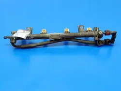 Brandstofrail Ford Mondeo MK2 2.0 16V OEM 98F-9H487-HA
