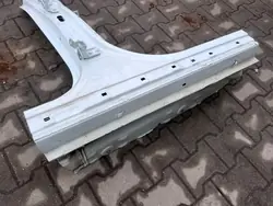 Keskipilari Oikea KIA STONIC - Valkoinen