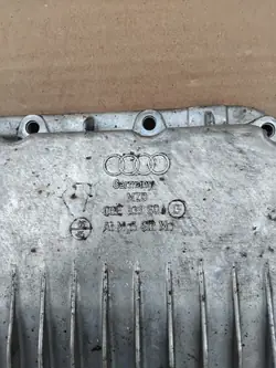 Gebrauchte Audi OE Ölwanne für A6 C6 3.2 FSI