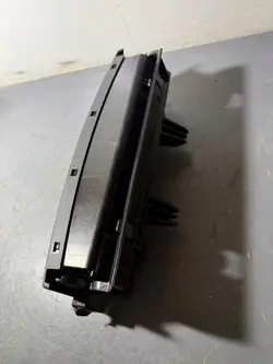 Porsche Cayenne 9Y0 9Y3 2021 säilytyslokero OEM 9Y0882601
