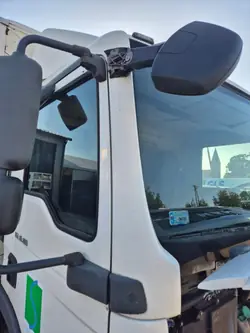 MAN TGL/TGM ohjaamon pilaripäällyste oikea OEM