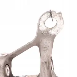 Audi A7 4G Pyörännapapultti OEM 8R0505432F Oikea Taka