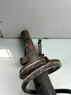 Amortisseur avant Diesel Ford Transit MK7 avec ressort OEM 45435423