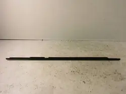 BMW 5 G31 Höger Bakdörrsskrapa OEM 7404032