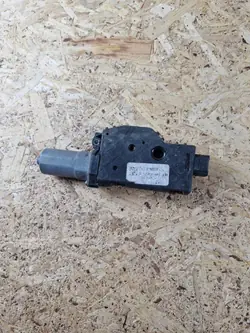 Moteur de toit ouvrant avant OEM 1763297A Peugeot 3008 II