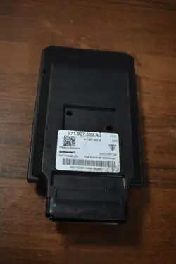 OEM 971907553AJ Jousitusmoduuli Porsche Panameraan